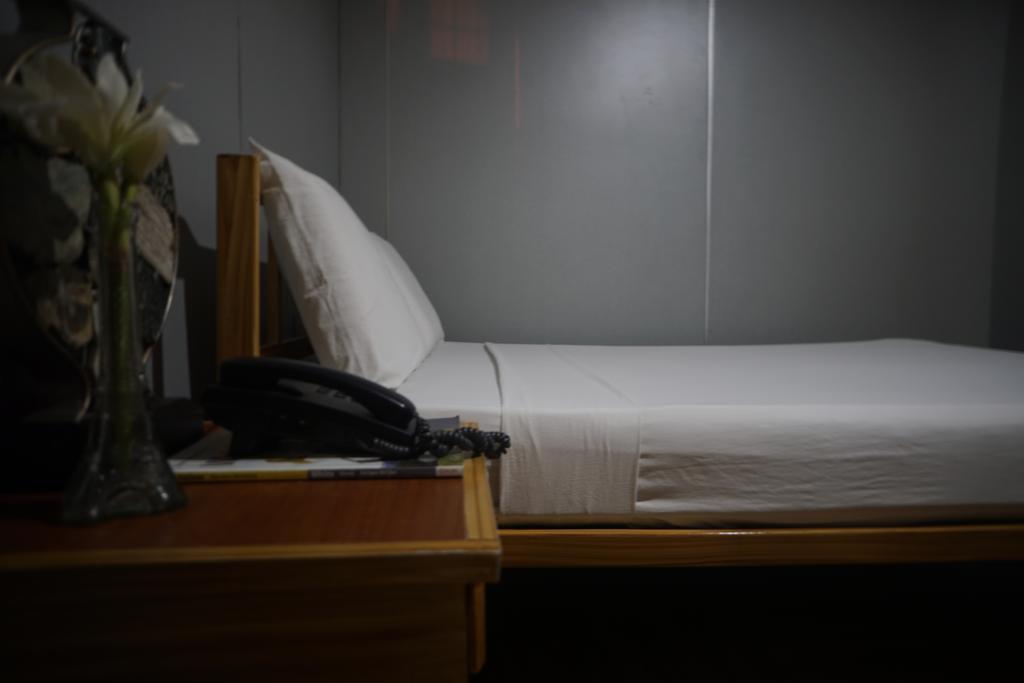Hotel Uno Davao Luaran gambar